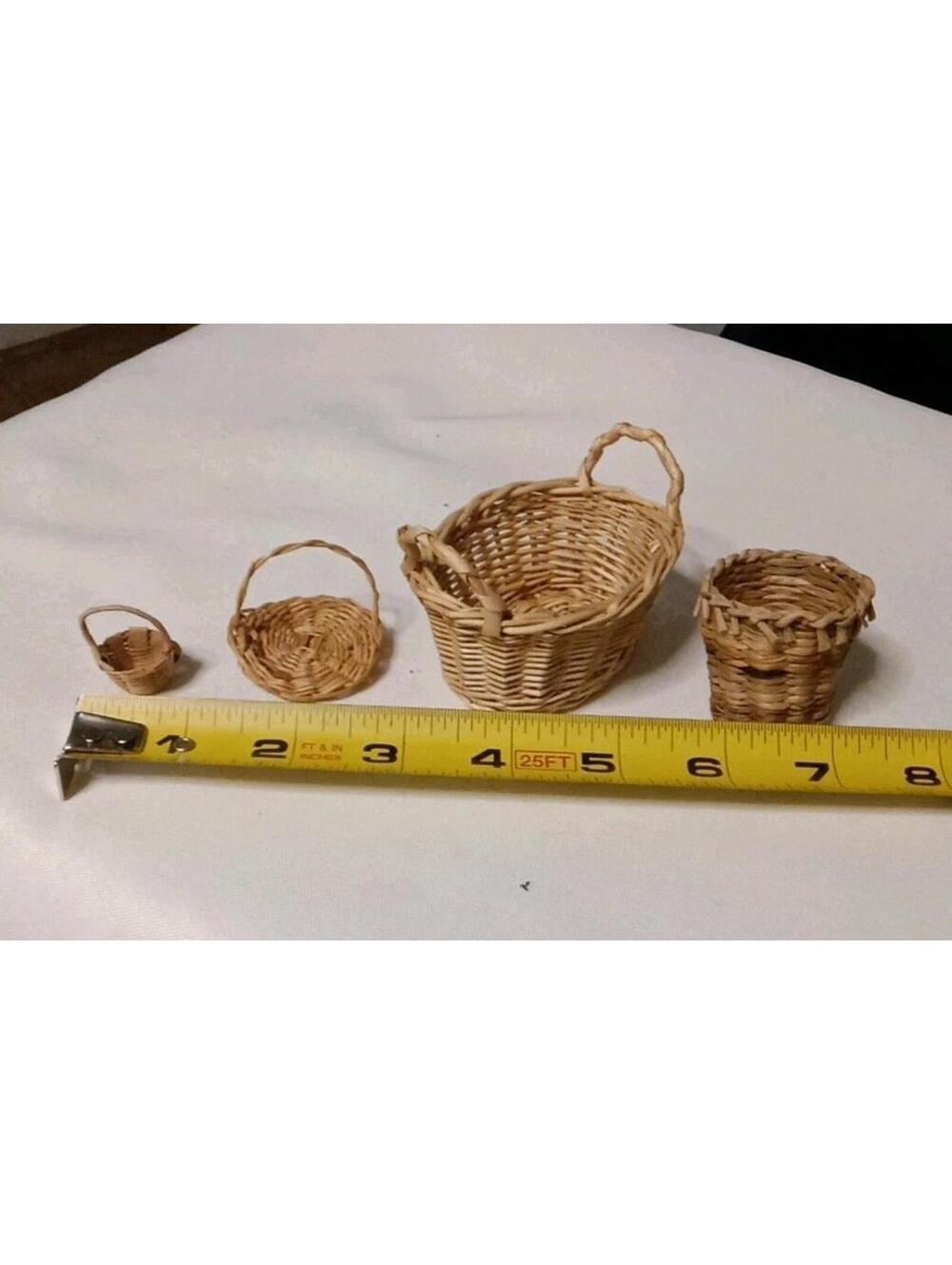 4 Miniature Handwoven Wicker Baskets Scale 1:12